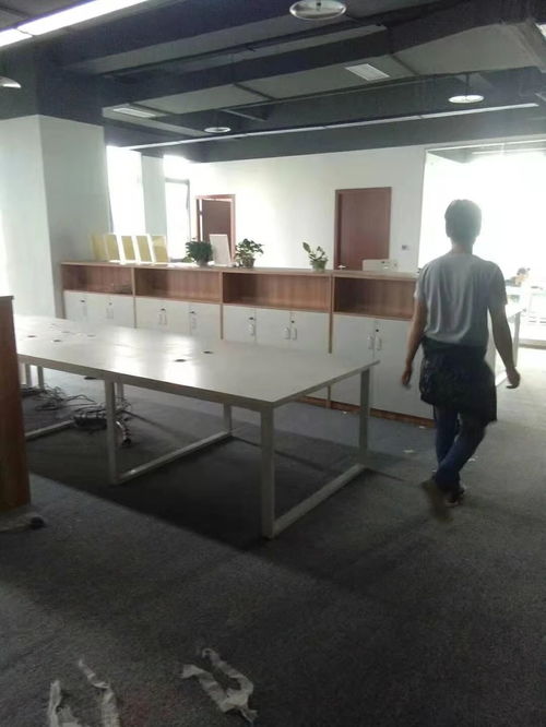 图 九龙坡区专业维修安装移位办公家具 老板桌椅 屏风隔断办公家具 重庆家具维修